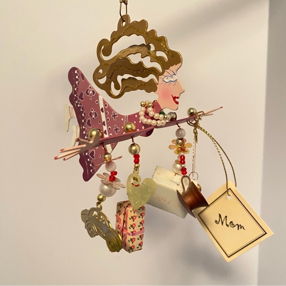 Silvestri Fanciful Flights By Karen Rossi Mom Metal Art Hanging Ornament - Picture 3 of 15